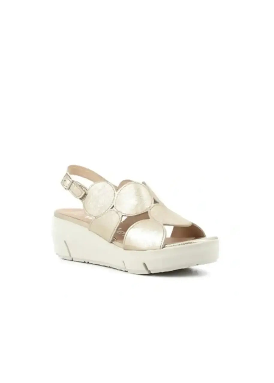 Max Sandal