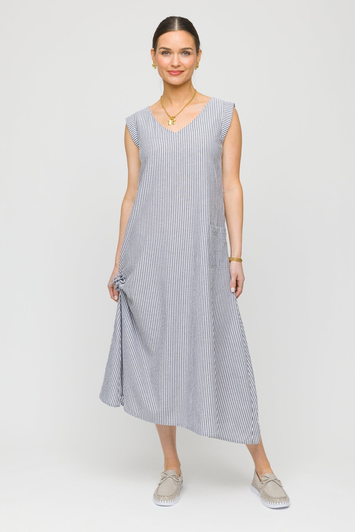 51" Sleeveless V-Neck 1 Tie Dress