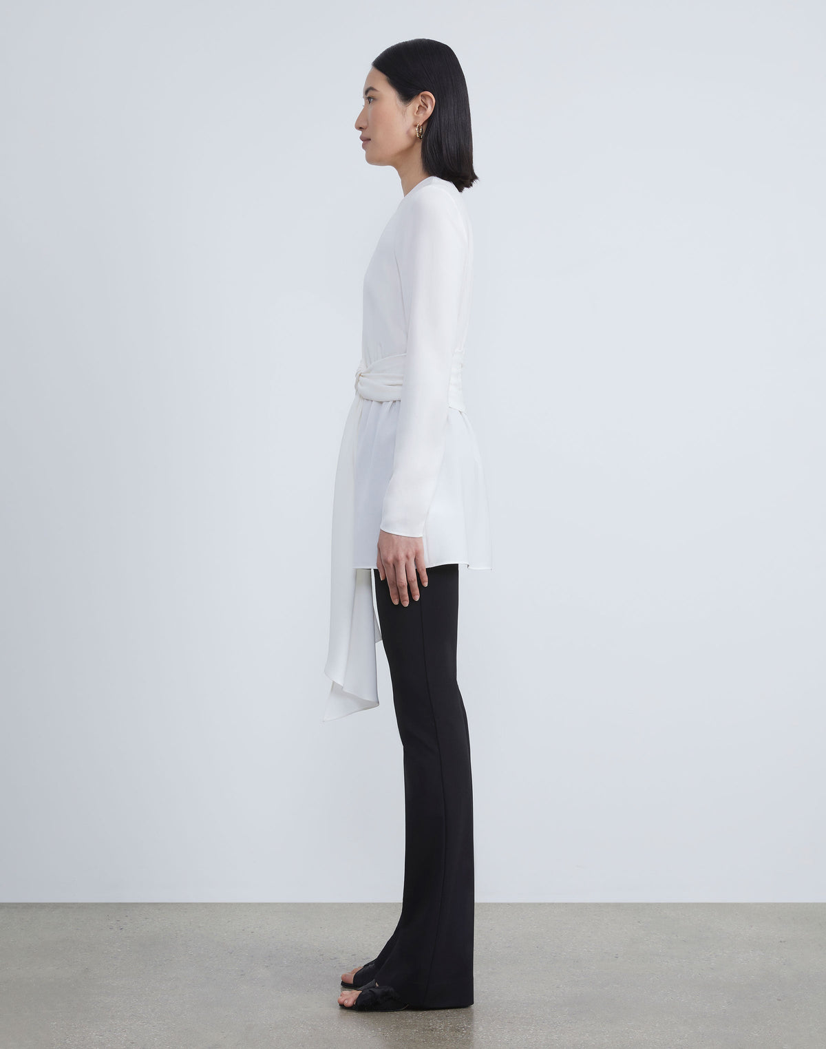 Finesse Crepe Twisted Waist Blouse LAFAYETTE 148